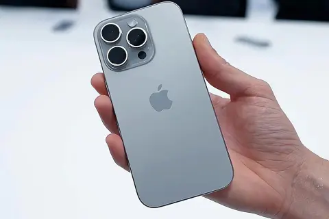 Khám phá iPhone 16 Pro Max Titan Tự Nhiên: Lựa chọn màu sắc hợp phong thủy cho bạn
