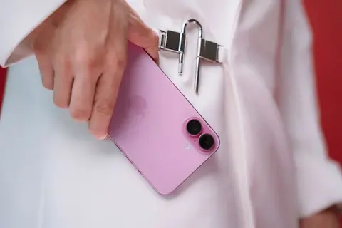 iPhone 16 thông số kỹ thuật chi tiết: Giải mã sức mạnh chip A18 cùng loạt trang bị đáng chú ý