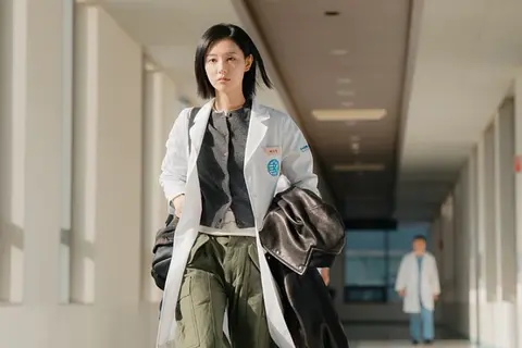 Lịch chiếu Doctor X: Mafia in White - Phim y khoa của Kim Ji Won lập kỷ lục rating ngay khi lên sóng