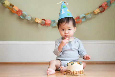 Top những lời chúc bé thôi nôi 1 tuổi đáng nhớ, ý nghĩa và tràn đầy yêu thương