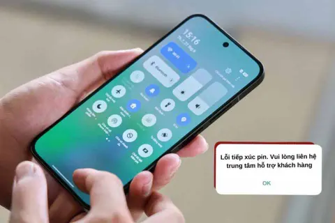Lỗi tiếp xúc pin là gì? Nguyên nhân khiến điện thoại sạc chập chờn khó chịu