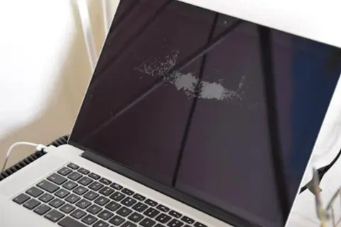 MacBook bị đen màn hình: Nguyên nhân thường gặp và hướng dẫn chi tiết cách xử lý hiệu quả