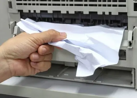 Máy in kéo nhiều tờ cùng lúc: Nguyên nhân, cách khắc phục và mẹo sử dụng máy in đúng cách