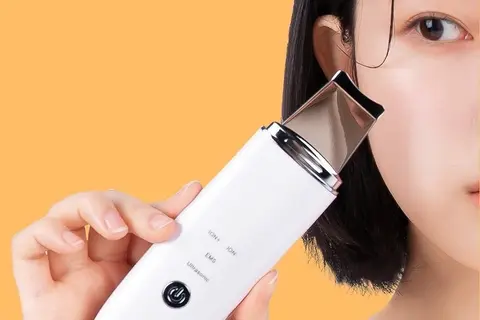 Máy tẩy tế bào chết là gì? Vì sao nên tẩy tế bào chết thường xuyên và top các sản phẩm tốt nhất