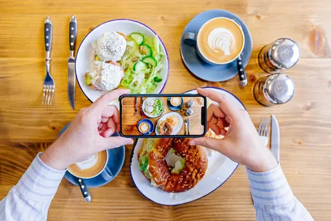 Mẹo chụp ảnh món ăn đẹp và cuốn hút bằng điện thoại dành cho người mới bắt đầu
