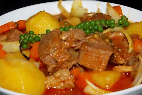 Cách nấu bắp bò sốt pate béo thơm lạ miệng, mềm ngon đậm đà ăn một lần nhớ mãi