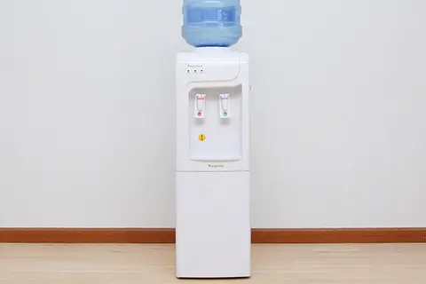 Mua cây nước nóng lạnh ở đâu tại Bình Dương? Gợi ý top 6 sản phẩm giá rẻ, chất lượng