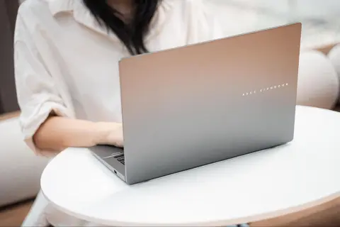 Mua laptop năm 2026 cần quan tâm những gì? 8 tiêu chí học sinh, sinh viên cần biết để chọn laptop tốt