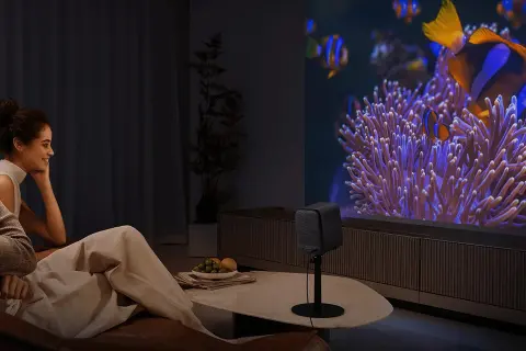 Mua máy chiếu xem phim tại nhà ở đâu uy tín để yên tâm chất lượng và nhận ưu đãi hấp dẫn?