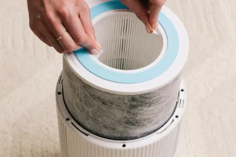 Mua phụ kiện máy lọc không khí ở đâu uy tín để đảm bảo hiệu quả sử dụng lâu dài?