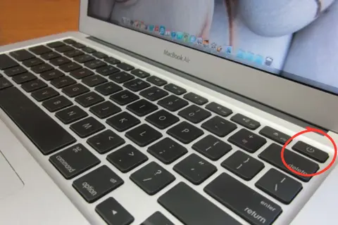 Cách sử dụng nút Eject trên MacBook với những tổ hợp phím hữu ích mà nhiều người chưa biết