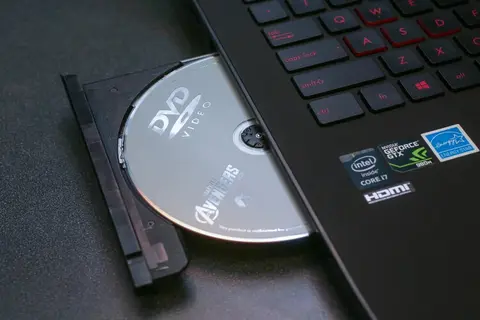 Tìm hiểu về ổ đĩa quang trên laptop và cách xử lý những lỗi thường gặp với ổ đĩa quang