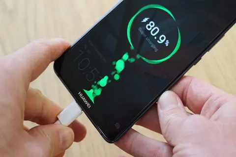 Sạc nhanh SCP là gì? Khám phá công nghệ SuperCharge giúp sạc pin siêu tốc và an toàn