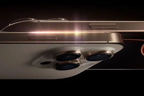 So sánh iPhone 15 Pro Max và iPhone 16 Pro Max: Đâu là chiếc điện thoại xứng đáng để bạn xuống tiền?