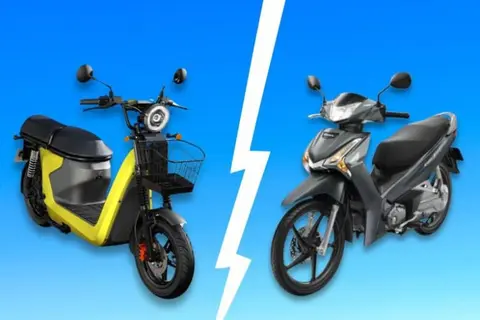 So sánh xe máy điện và xe máy xăng để đưa ra quyết định nên mua loại nào tốt hơn