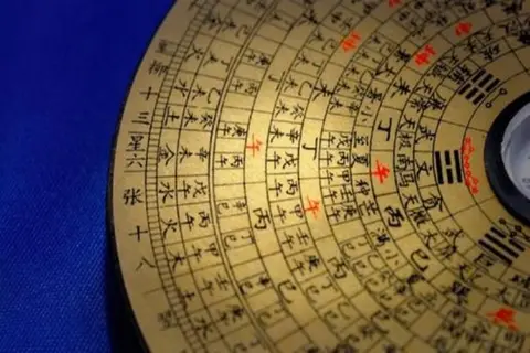 Tam tai là gì? Cách tính hạn tam tai, tuổi gặp hạn năm 2026 và cách hóa giải