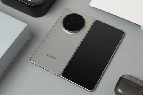 Mở hộp và trên tay OPPO Find N6 tại Việt Nam: Đột phá màn hình gập vô hình, hiệu năng mạnh, camera 200 MP, bút AI