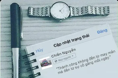Cách viết status Facebook lên sách vở cực độc đáo, không cần cài đặt phần mềm