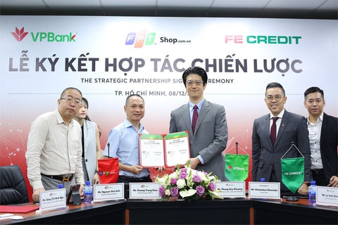 FPT Shop cùng FE CREDIT và VPBank ký kết hợp tác chiến lược toàn diện