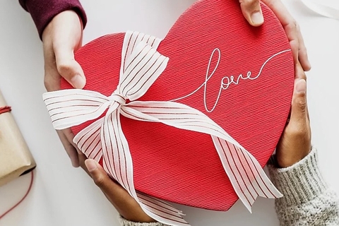 Top 6 món quà Valentine cho chồng và bạn trai ý nghĩa nhất 2023