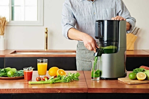 4 công thức nước ép cần tây bằng máy ép chậm giúp khỏe dáng, đẹp da