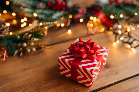 Điểm qua 10 gợi ý quà Noel cho đồng nghiệp khiến đối phương thêm yêu quý bạn