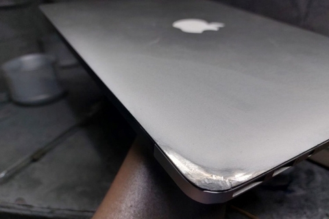 MacBook bị móp: Nguyên nhân thường gặp, cách khắc phục hiệu quả và giải pháp bảo vệ máy tốt nhất
