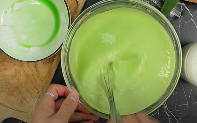 Bánh flan lá dứa (ảnh 3)