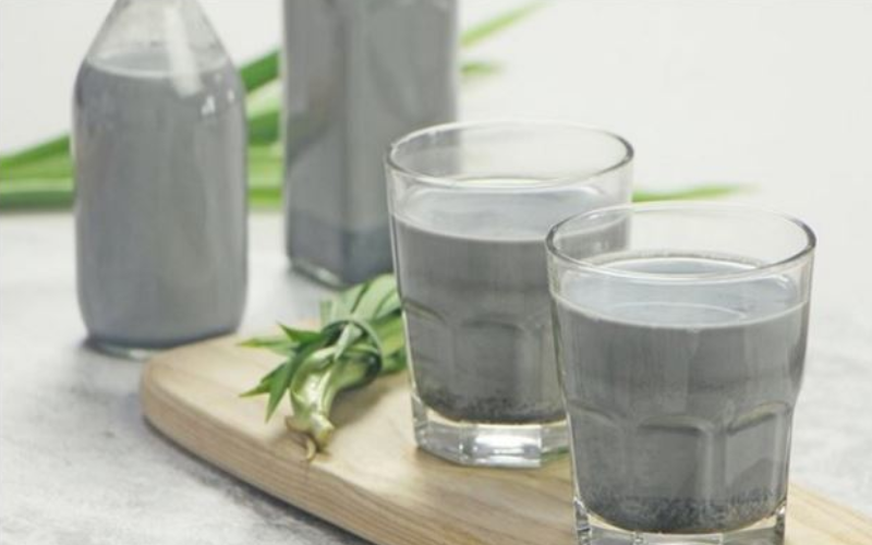 cách làm sữa hạt sen mè đen (ảnh 1)