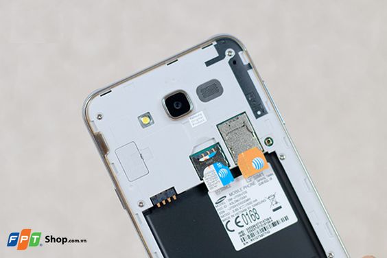 Samsung Galaxy J7