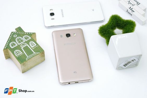 Thiết kế Samsung Galaxy J5 2016