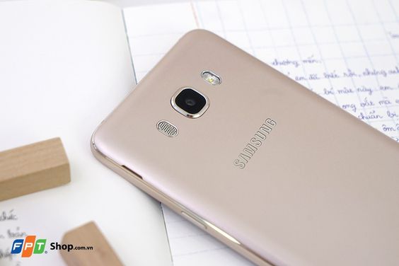 Màn hình Samsung Galaxy J7 2016