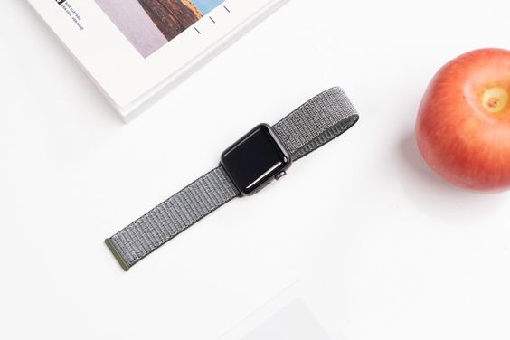 dây đeo Apple Watch ivalue vải Nylon Dark Olive (ảnh 1)
