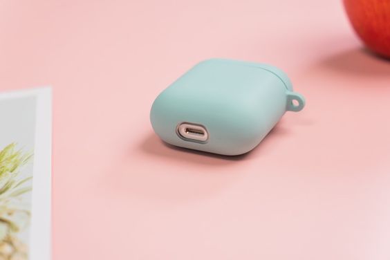 Hộp đựng Apple AirPods 1/AirPods 2 (ảnh 5)