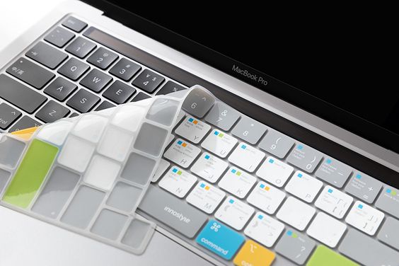 Phủ Phím tắt Innostyle TPU IKC2338NAV Macbook Pro13 - hình 4