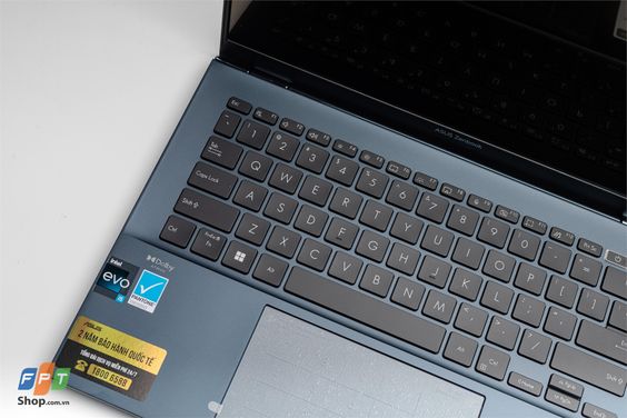 Asus Zenbook 14 OLED UX3402ZA-KM218W (Ảnh 5)