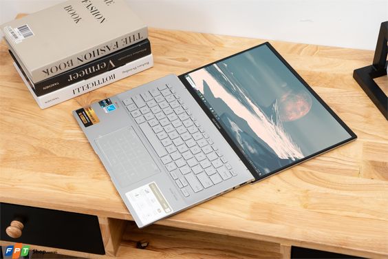 ASUS Zenbook UX3402VA-KM203W (ảnh 7)