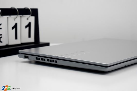 ASUS Vivobook 16 X1605VA-MB105W (ảnh 5)