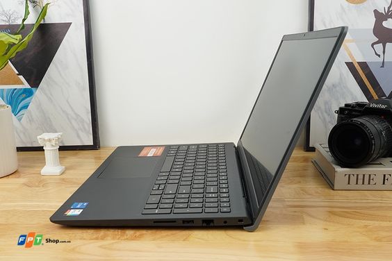 Dell Vostro 3520 (ảnh 4)