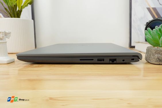 Dell Vostro 3520 (ảnh 6)