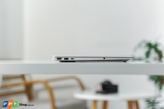 Cổng kết nối HP Pavilion 15 (ảnh 9)