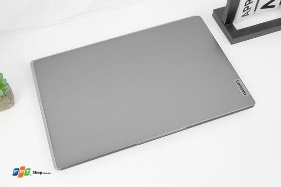 Lenovo IdeaPad Slim 3 15IRH8 (ảnh 4)
