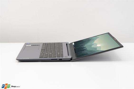 Hiệu suất Lenovo IdeaPad 3 15ITL6 i5 512GB
