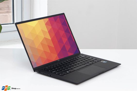 LG Gram 14 2022 14Z90Q-G.AJ32A5 (ảnh 1)