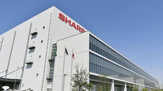 Bình thủy điện Sharp của nước nào?