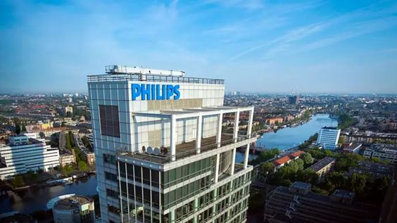 Máy xay thịt Philips của nước nào?