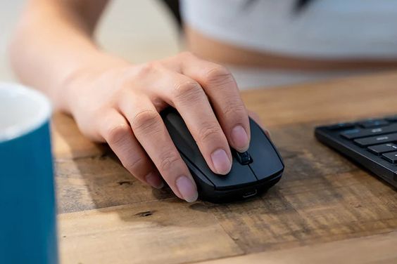 Chuột Bluetooth + Không dây Jlab silent Go 