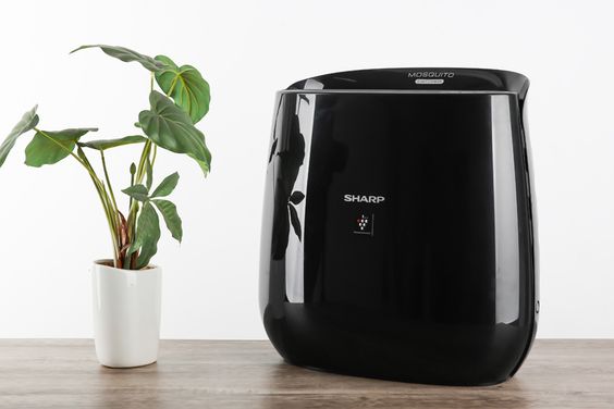 Máy lọc không khí bắt muỗi Sharp FP-JM30V-B