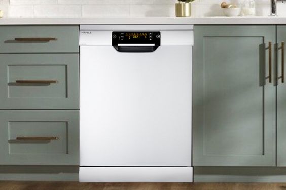 Máy rửa bát độc lập Hafele HDW-F60C mang đến vẻ đẹp hài hòa, sang trọng khi lắp đặt âm bếp