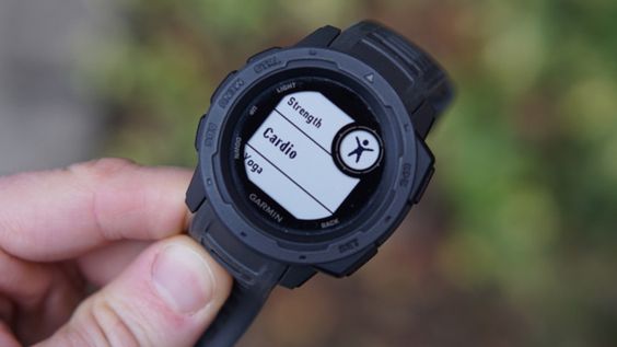 Theo dõi nhịp tim, cảnh báo độ căng thẳng 1